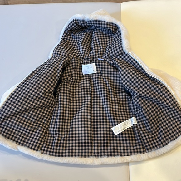 Zara Fur Jacket EUC 12-18mos - Picture 10 of 13
